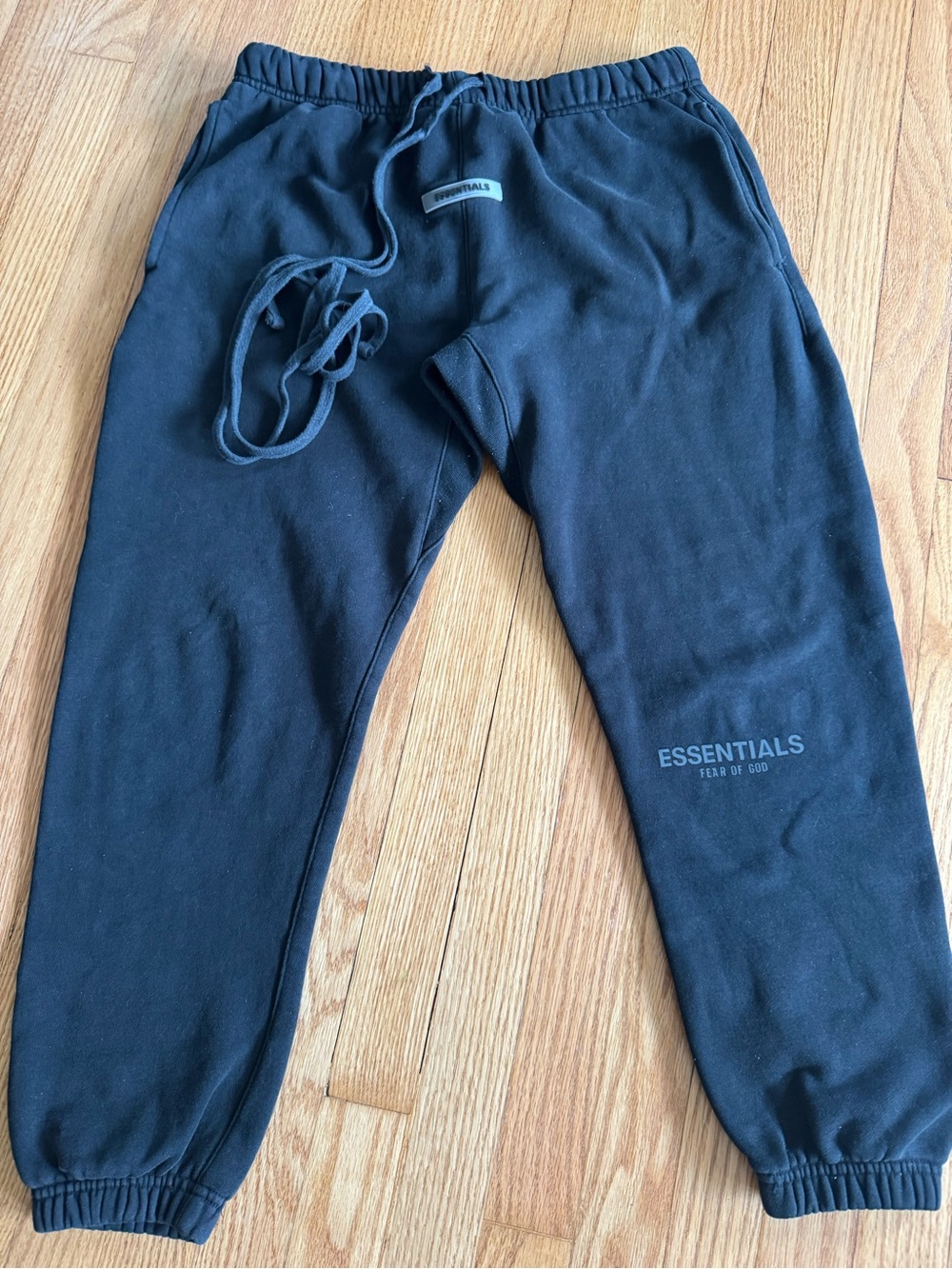 Essentials sweatpants - Picture 2 of 6